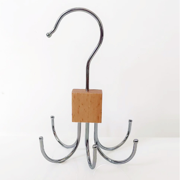 Multi-Functional Rotating Six-Claw Garment Hanger